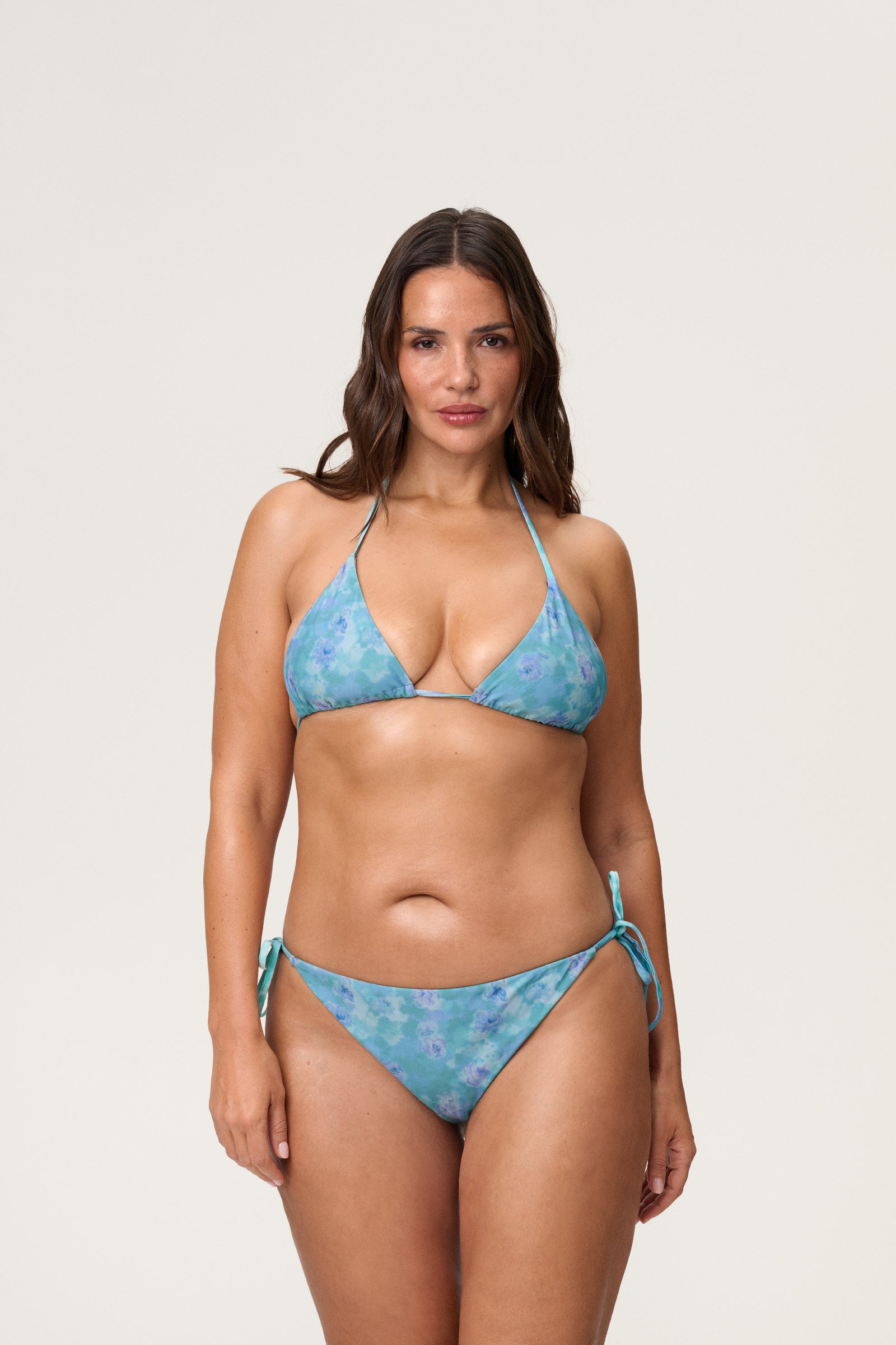Cassis Bikini Top image
